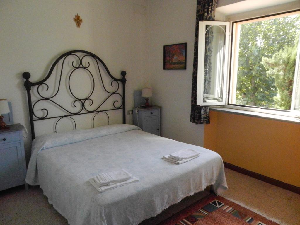 Residence Il Colle Collestrada Zimmer foto